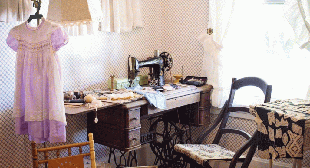 What Is a Walking Foot Sewing Machine